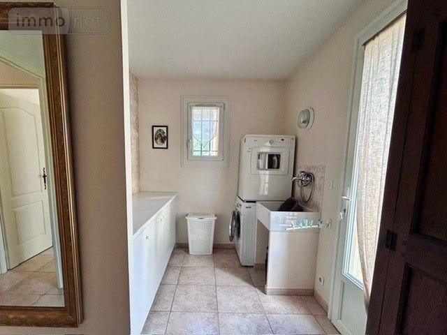 Maison a vendre Valensole 04210 Alpes-de-Haute-Provence 152 m2 5 pièces 647400 euros