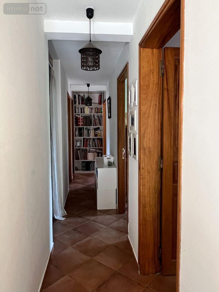 Maison a vendre La-Montagne 97417 Réunion 122 m2 5 pièces 473000 euros