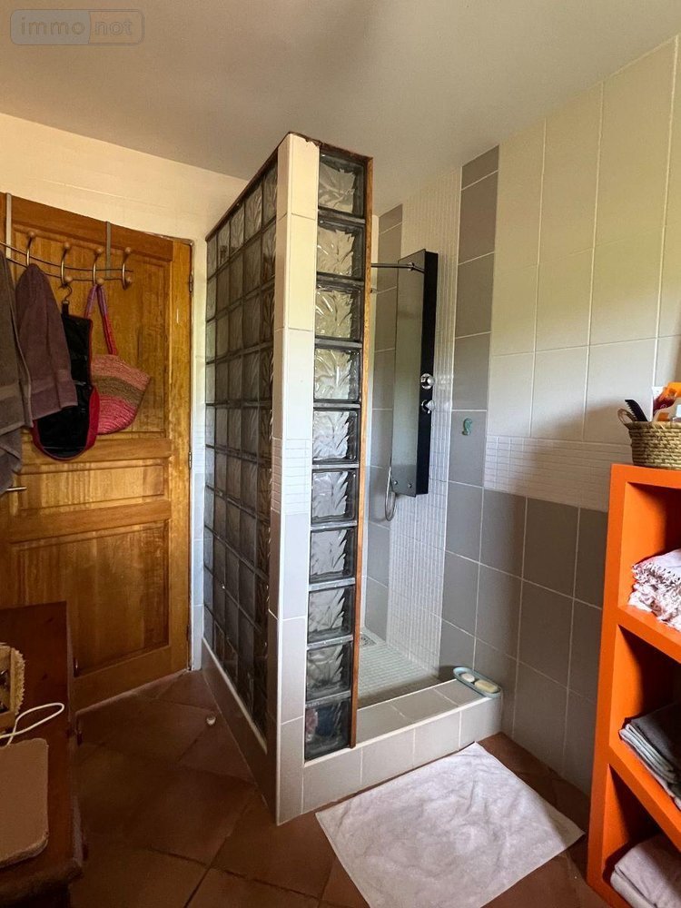 Maison a vendre La-Montagne 97417 Réunion 122 m2 5 pièces 473000 euros