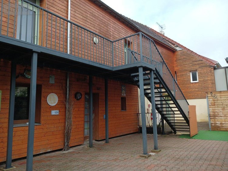 Immeuble a vendre Bar-sur-Seine 10110 Aube 660 m2  343200 euros