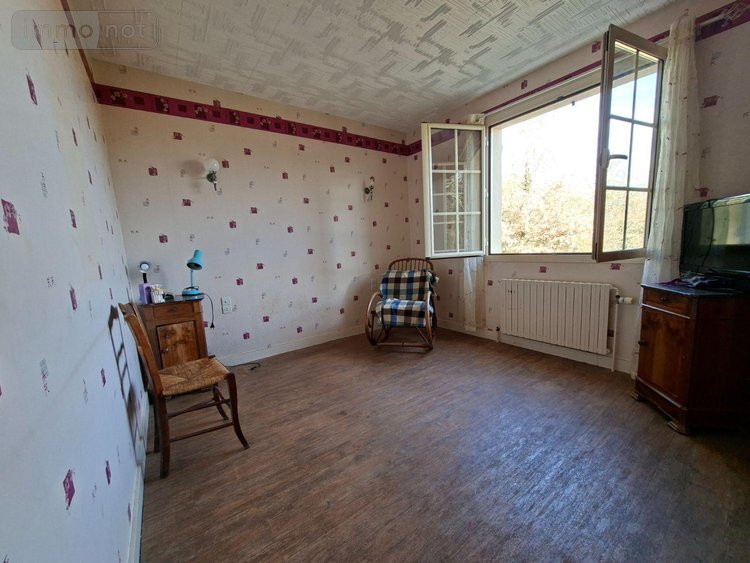 Maison a vendre Nueil-les-Aubiers 79250 Deux-Sèvres 137 m2 6 pièces 184625 euros