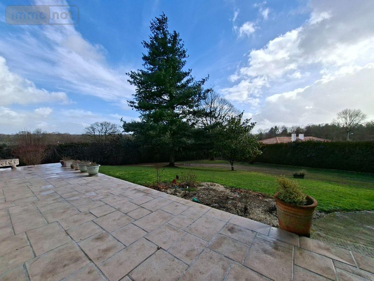 Maison a vendre Voulmentin 79150 Deux-Sèvres 137 m2 6 pièces 184625 euros