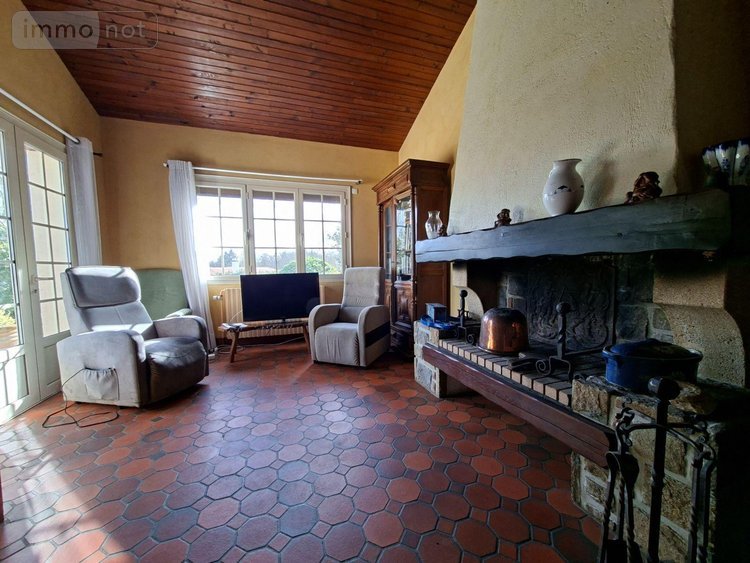 Maison a vendre Voulmentin 79150 Deux-Sèvres 137 m2 6 pièces 184625 euros
