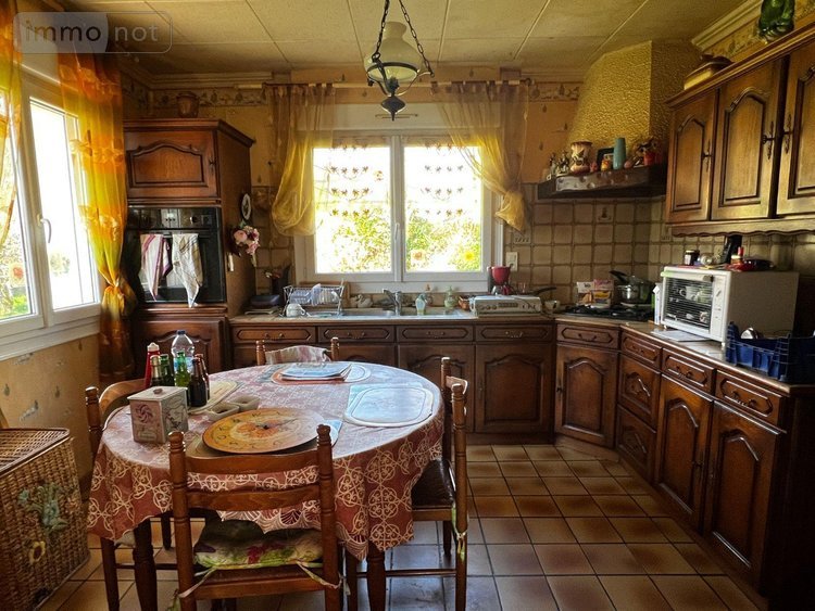 Maison a vendre Scaër 29390 Finistère 107 m2 7 pièces 190800 euros