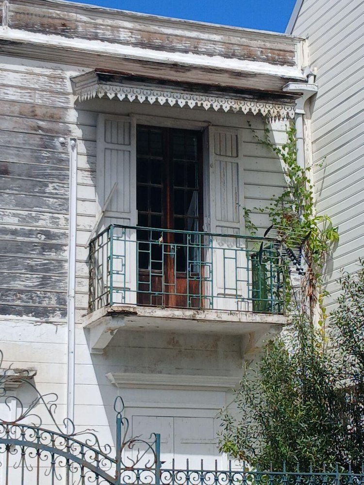 Maison a vendre Saint-Denis 97400 Réunion 118 m2 5 pièces 675000 euros