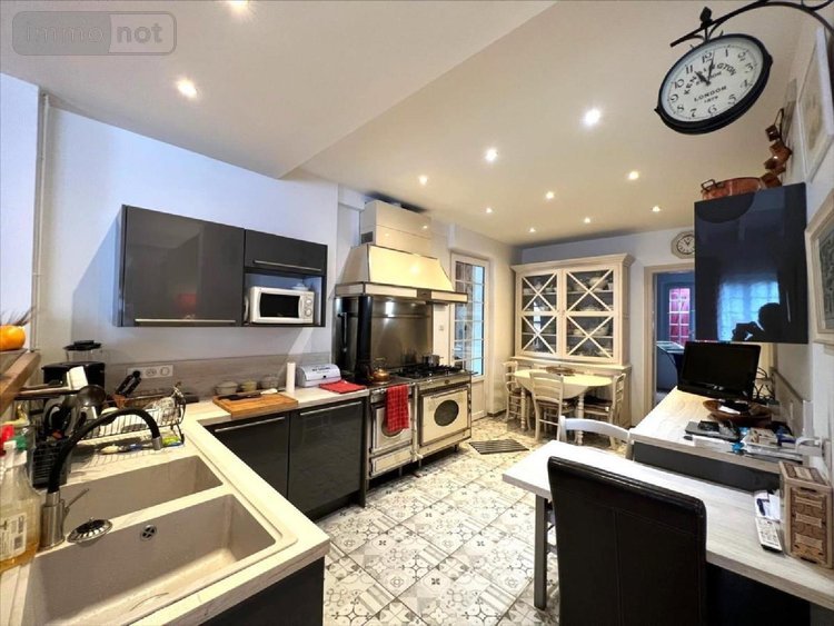 Viager maison Onesse Laharie 40110 Landes 230 m2 7 pièces 165000 euros