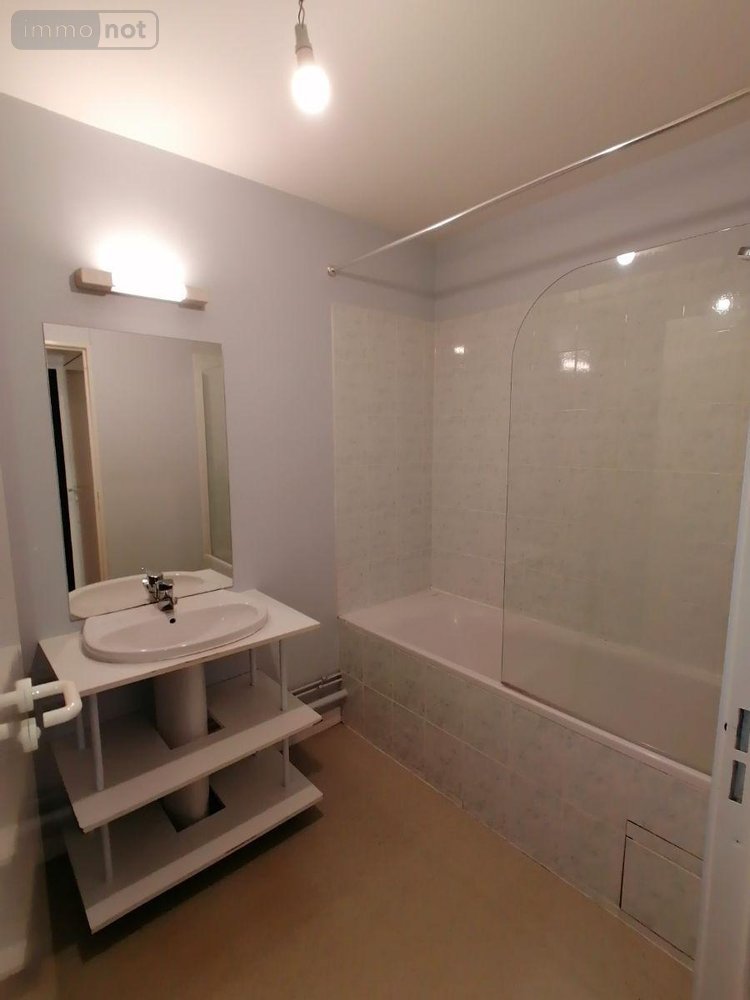 Location appartement Bruz 35170 Ille-et-Vilaine 68 m2 3 pièces 845 euros