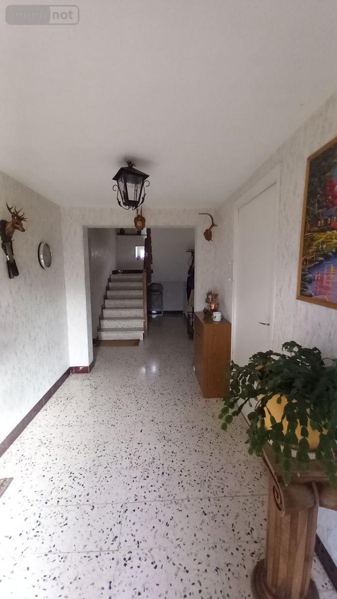 Maison a vendre Neussargues Moissac 15170 Cantal 178 m2  138200 euros