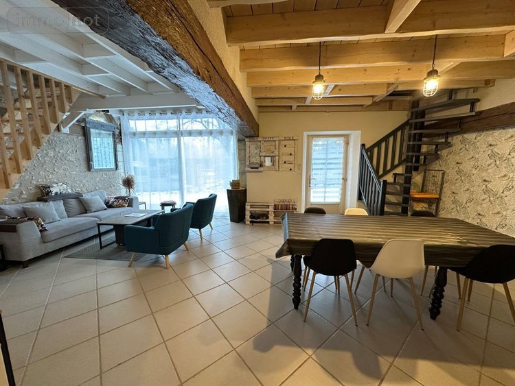 Maison a vendre Montrichard-Val-de-Cher 41400 Loir-et-Cher 354 m2 12 pièces 543957 euros