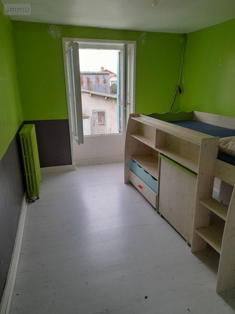 Maison a vendre Guesnes 86420 Vienne 95 m2 9 pièces 105000 euros