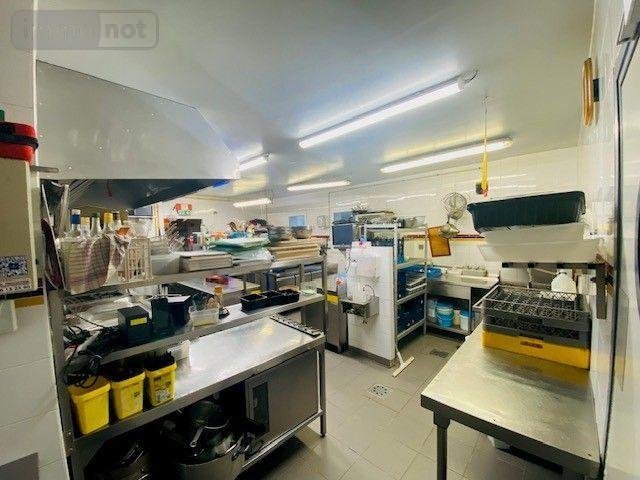 Fonds et murs commerciaux a vendre Saint-Quay-Perros 22700 Côtes-d'Armor 200 m2  167680 euros