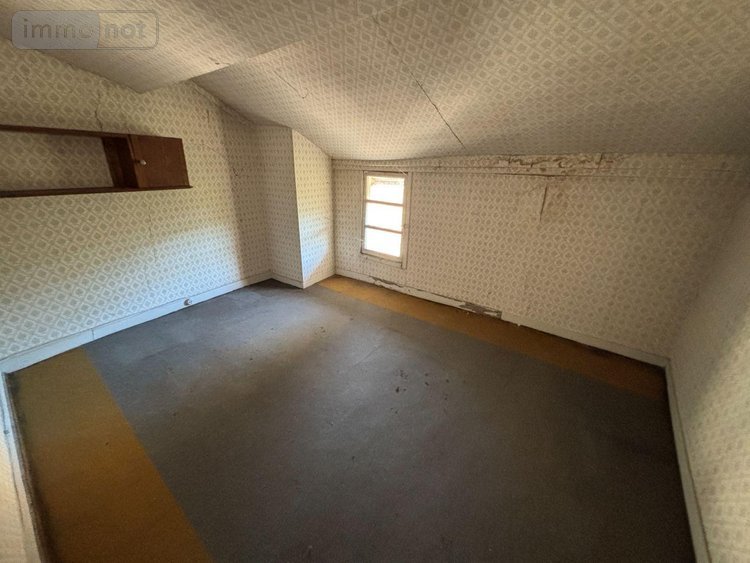 Maison a vendre Bagnac-sur-Célé 46270 Lot 113 m2 5 pièces 59000 euros