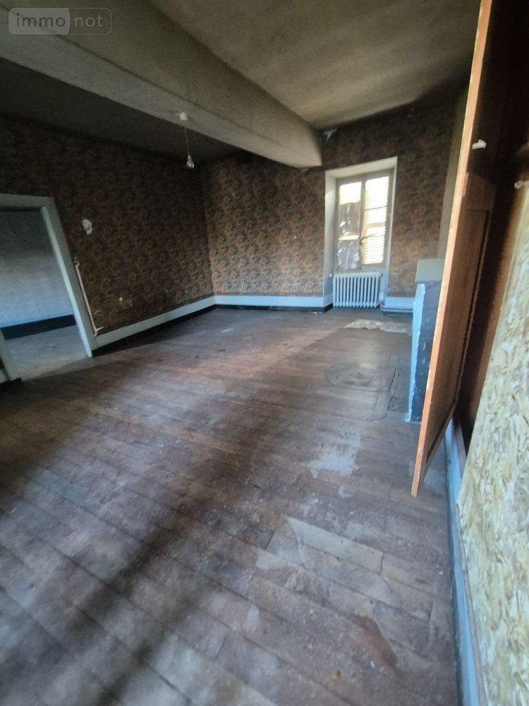 Maison a vendre Cluis 36340 Indre 250 m2 9 pièces 141000 euros