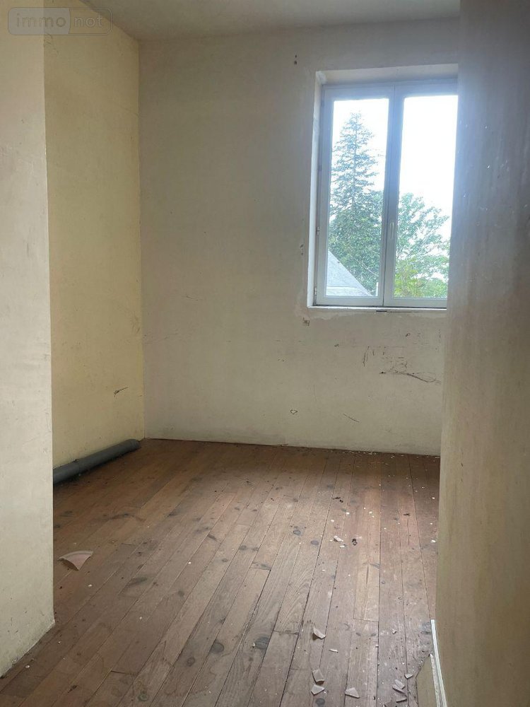 Maison a vendre Saint-Georges-sur-Erve 53600 Mayenne 160 m2 8 pièces 27310 euros
