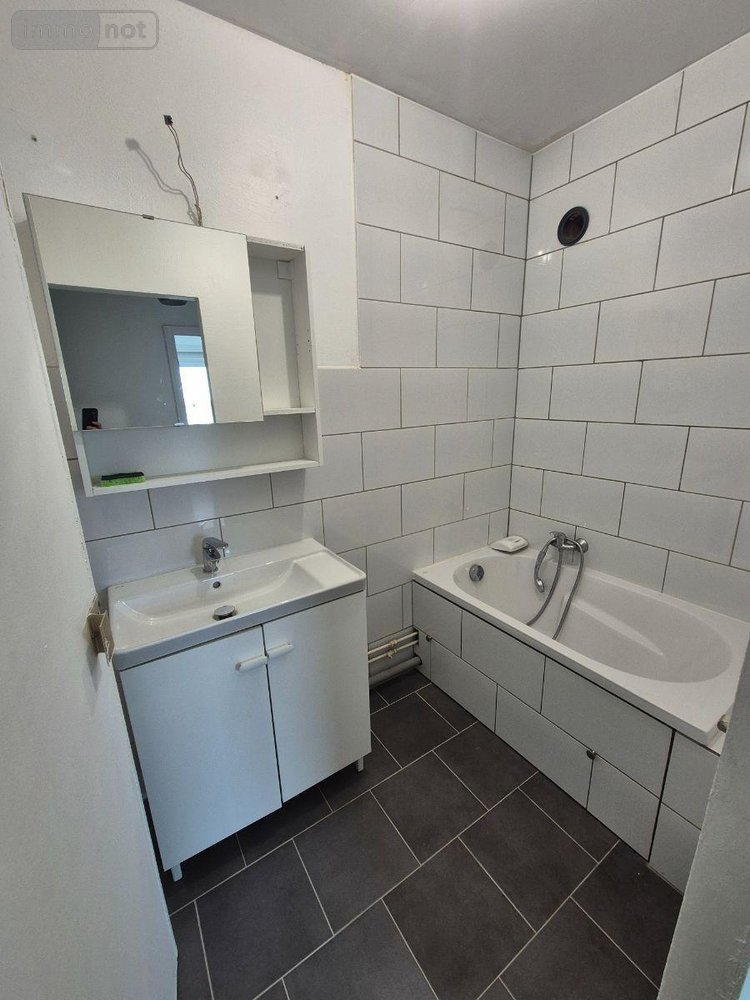 Appartement a vendre Vaires-sur-Marne 77360 Seine-et-Marne 45 m2 2 pièces 169000 euros