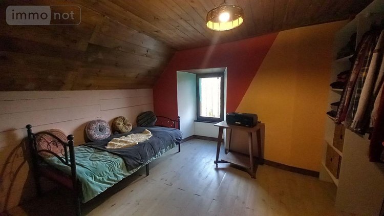 propriete a vendre Saint-Saturnin 15190 Cantal 126 m2  232000 euros