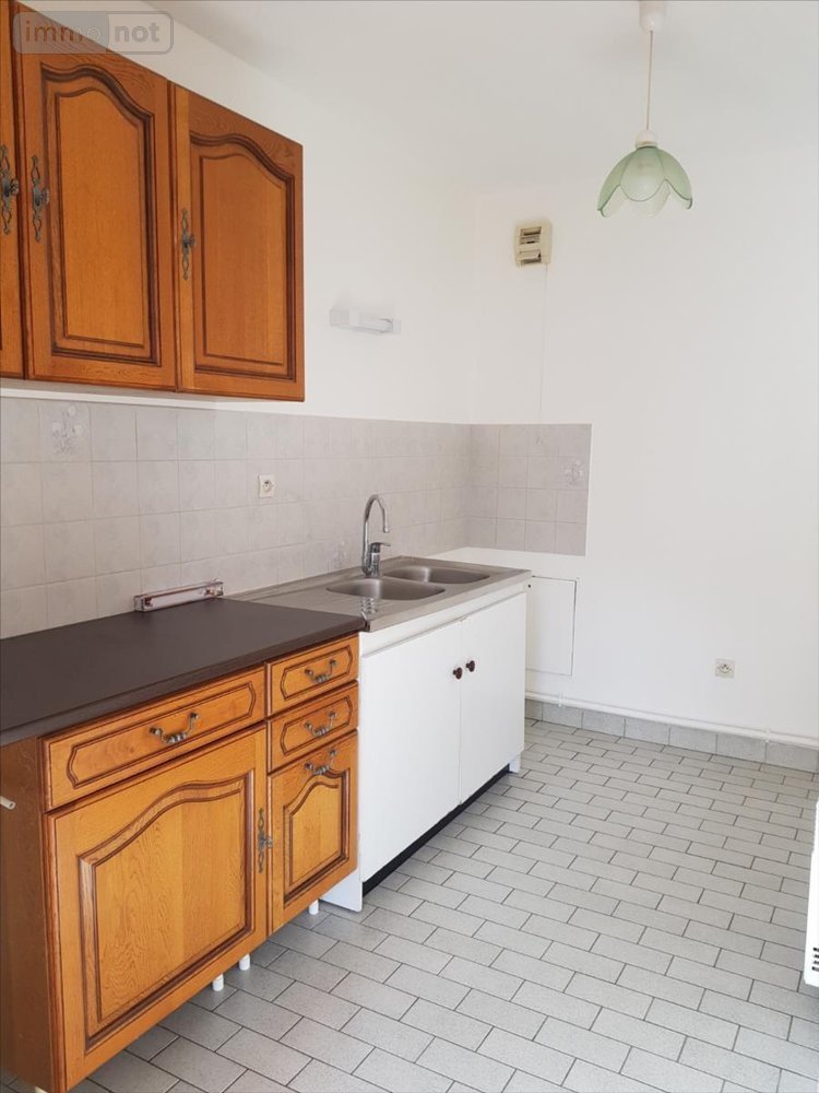 Location appartement Épernay 51200 Marne 47 m2 2 pièces 670 euros