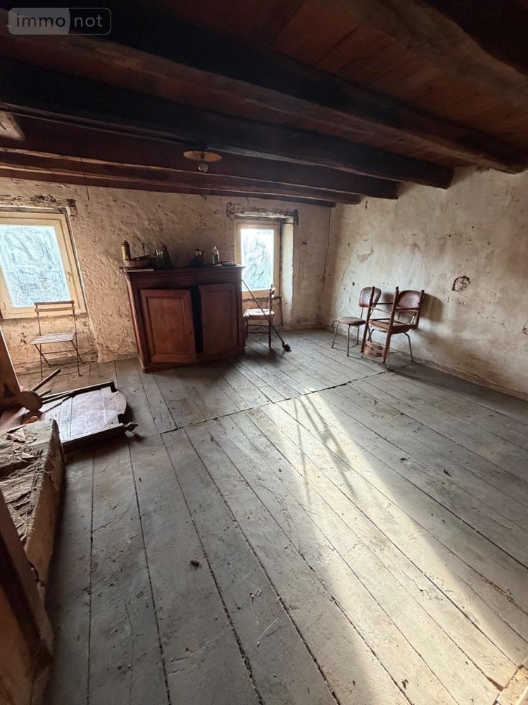 Maison a vendre Saint-Léger-la-Montagne 87340 Haute-Vienne 134 m2 6 pièces 53000 euros