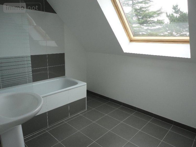 Location maison Pleudihen-sur-Rance 22690 Côtes-d'Armor 76 m2 4 pièces 850 euros