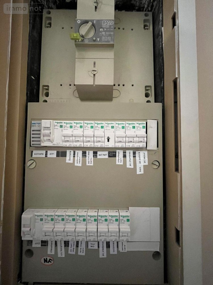 Appartement a vendre Montceau-les-Mines 71300 Saône-et-Loire 71 m2 3 pièces 110500 euros