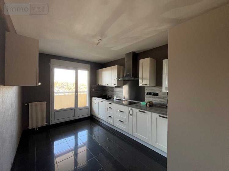 Appartement a vendre Montceau-les-Mines 71300 Saône-et-Loire 71 m2 3 pièces 110500 euros