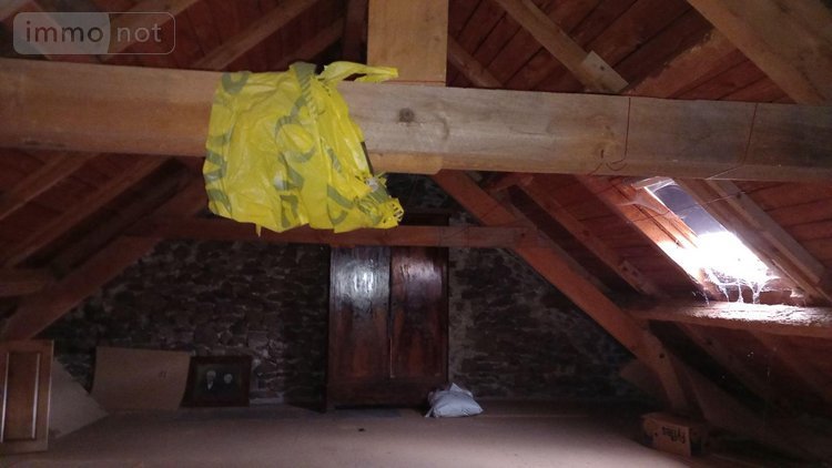 Maison a vendre Neussargues en Pinatelle 15170 Cantal 99 m2  95800 euros