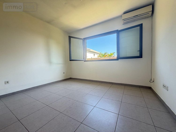 Maison a vendre Sainte-Clotilde 97490 Réunion 104 m2 4 pièces 399000 euros