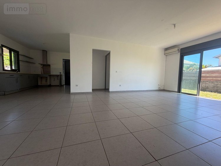 Maison a vendre Sainte-Clotilde 97490 Réunion 104 m2 4 pièces 399000 euros