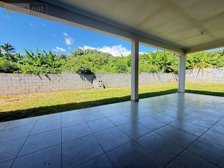 Maison a vendre Sainte-Clotilde 97490 Réunion 104 m2 4 pièces 399000 euros