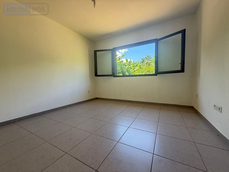 Maison a vendre Sainte-Clotilde 97490 Réunion 104 m2 4 pièces 399000 euros