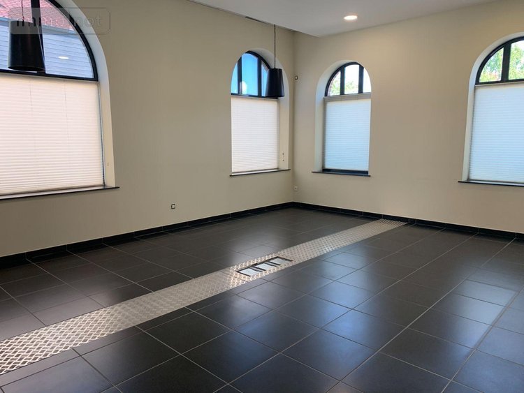 Immeuble a vendre Bailleul 59270 Nord 323 m2  621600 euros