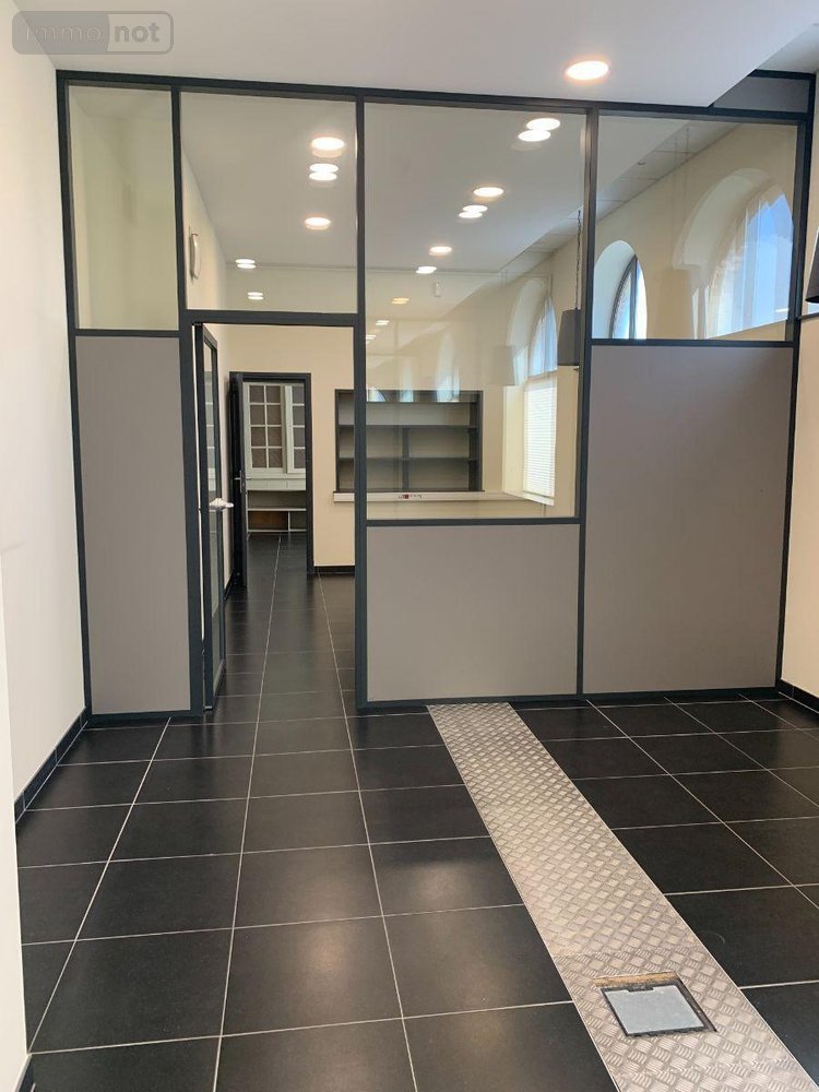 Immeuble a vendre Bailleul 59270 Nord 323 m2  621600 euros