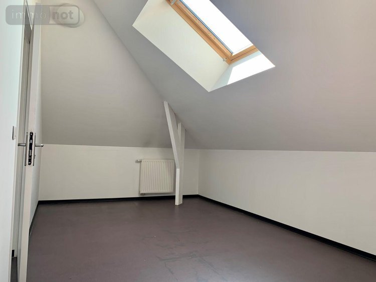 Immeuble a vendre Bailleul 59270 Nord 323 m2  621600 euros