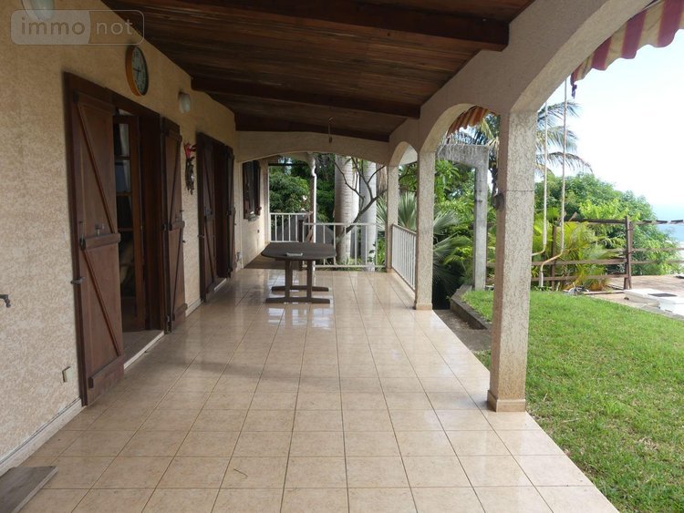 Maison a vendre Les Avirons 97425 Réunion 180 m2  509300 euros