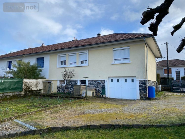 Maison a vendre Mauriac 15200 Cantal 5 pièces 79500 euros