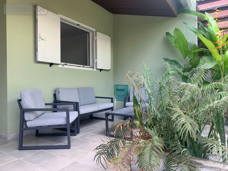 Location maison La-Riviere 97421 Réunion 89 m2 4 pièces 1021 euros
