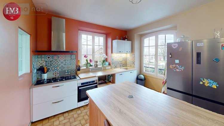 Maison a vendre Ytrac 15000 Cantal 240 m2 7 pièces 337600 euros