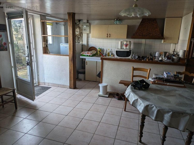 Maison a vendre Les Herbiers 85500 Vendée 130 m2 7 pièces 179000 euros