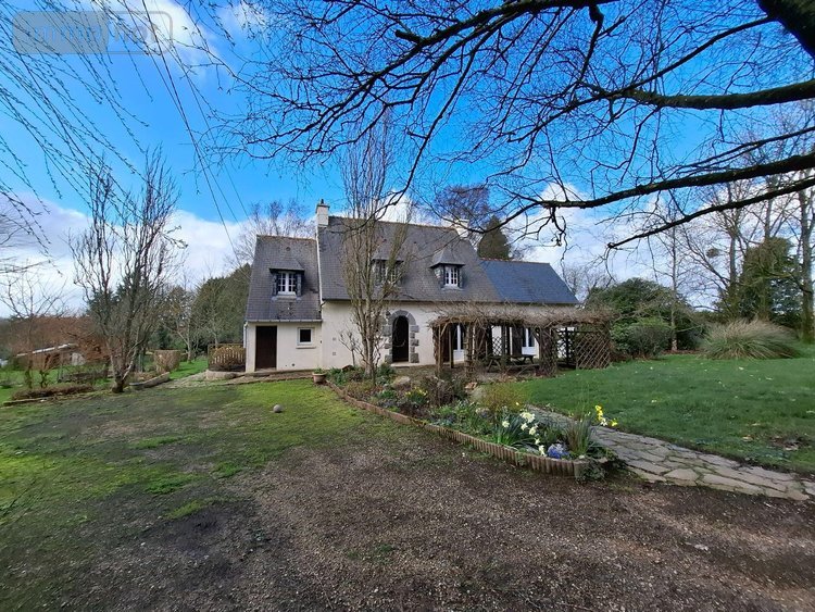 Maison a vendre Plounévez-Quintin 22110 Côtes-d'Armor 147 m2 6 pièces 157500 euros