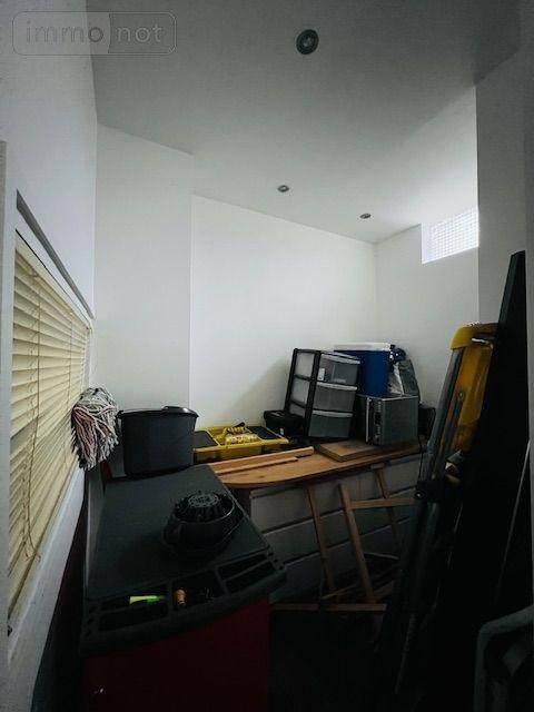 Fonds et murs commerciaux a vendre Chambéry 73000 Savoie 60 m2  30000 euros