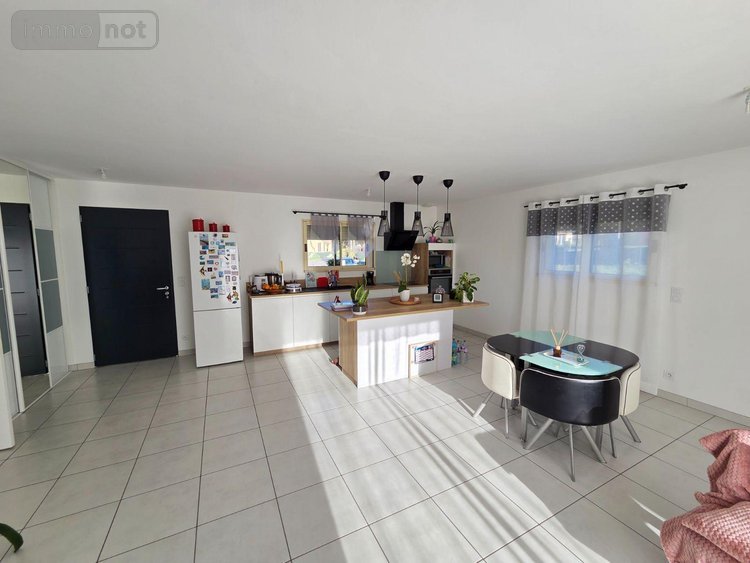 Maison a vendre Eyrein 19800 Corrèze 77 m2 3 pièces 184080 euros