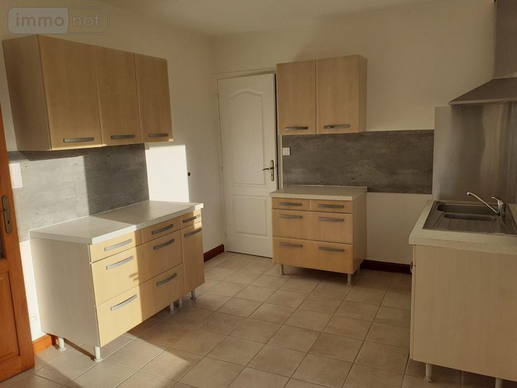 Location maison Cornillé 35500 Ille-et-Vilaine 137 m2 7 pièces 915 euros