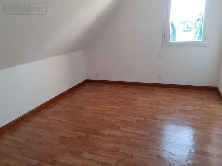 Location maison Cornillé 35500 Ille-et-Vilaine 137 m2 7 pièces 915 euros