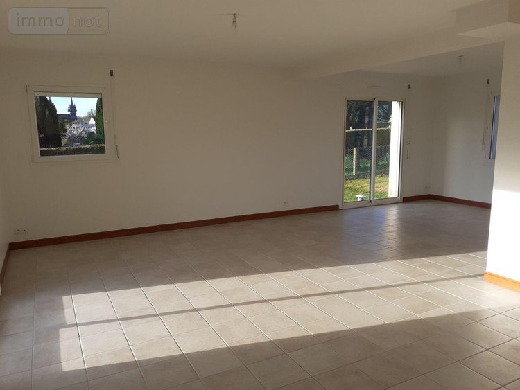 Location maison Cornillé 35500 Ille-et-Vilaine 137 m2 7 pièces 915 euros