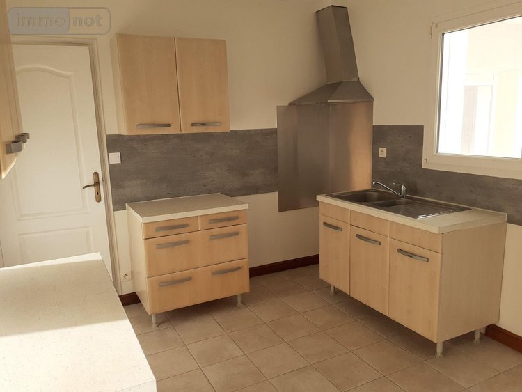 Location maison Cornillé 35500 Ille-et-Vilaine 137 m2 7 pièces 915 euros