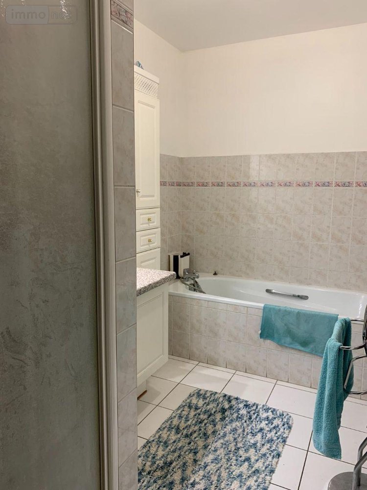 Location appartement Bailleul 59270 Nord 106 m2 4 pièces 863 euros