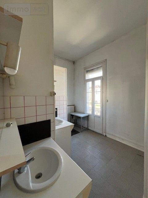 Fonds et murs commerciaux a vendre Eysines 33320 Gironde 450 m2  840000 euros