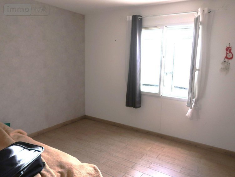 Maison a vendre Saint-Cyr 86130 Vienne 136 m2 6 pièces 250000 euros