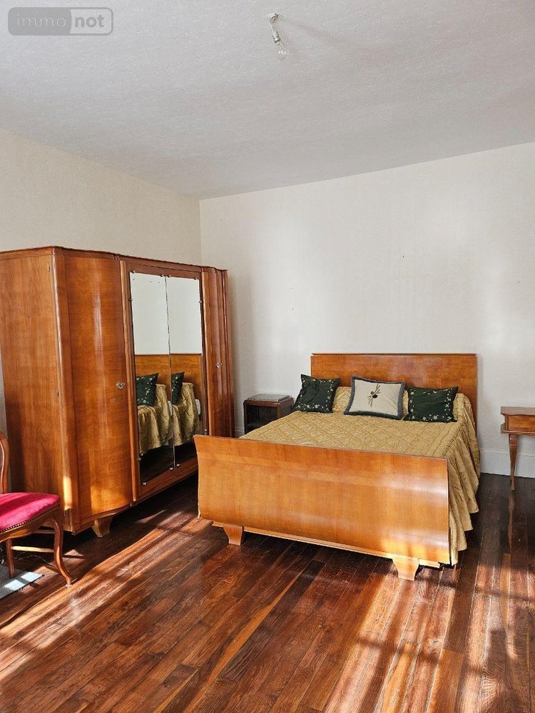 Maison a vendre Ourouer-les-Bourdelins 18350 Cher 218 m2 6 pièces 128040 euros