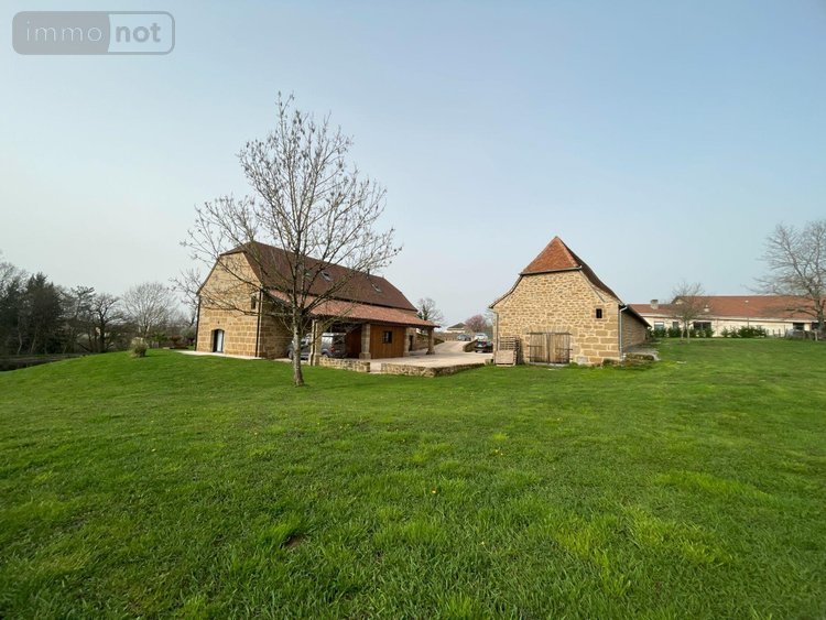 propriete a vendre Lacapelle-Marival 46120 Lot 250 m2 5 pièces 749000 euros